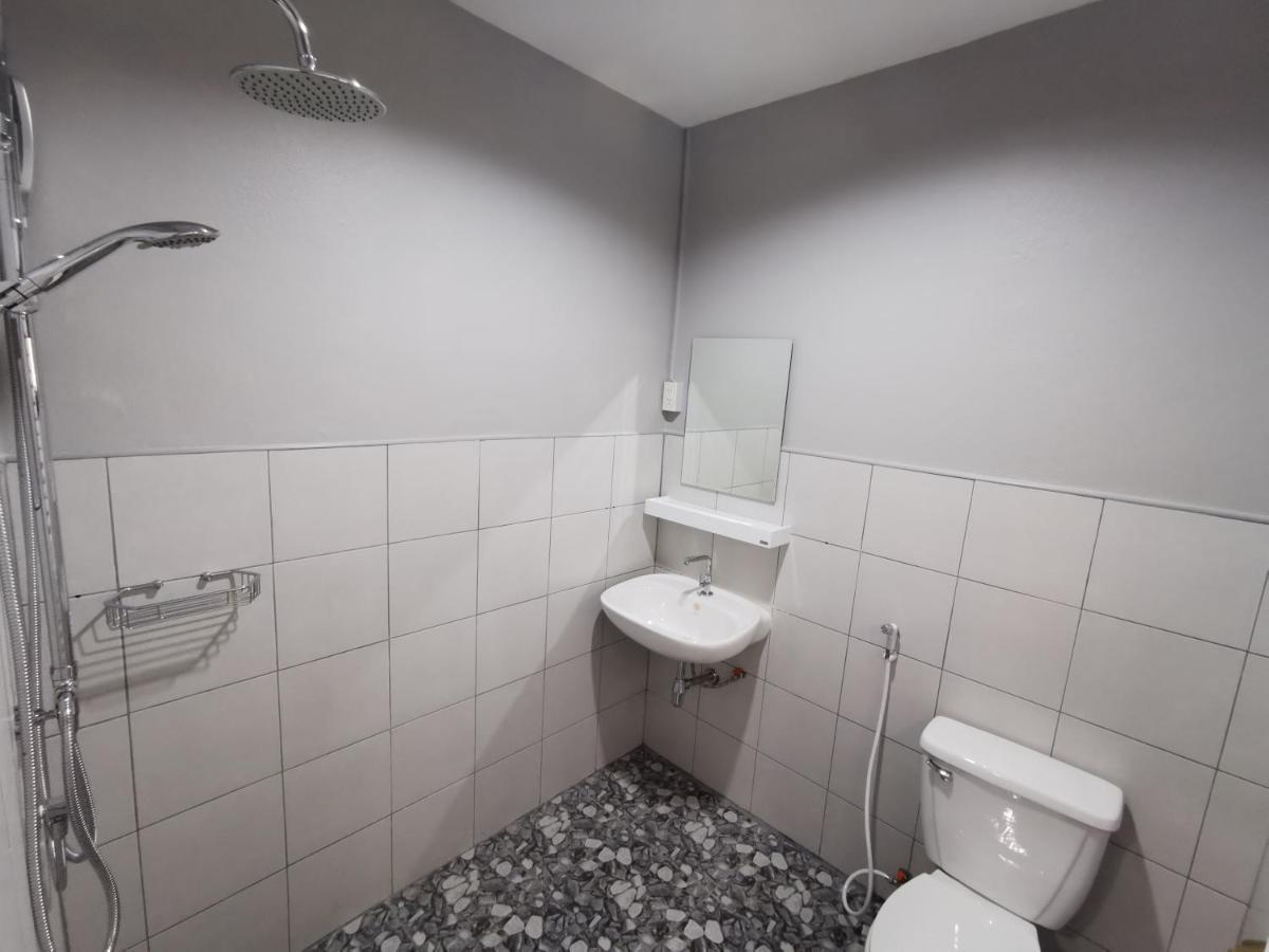 Karon Studio Apartment Zewnętrze zdjęcie